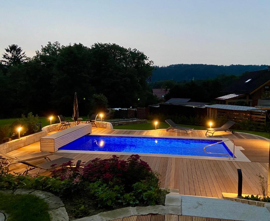 Landhaus Waltersdorf - Pool & Wellness Бад-Шандау Екстер'єр фото